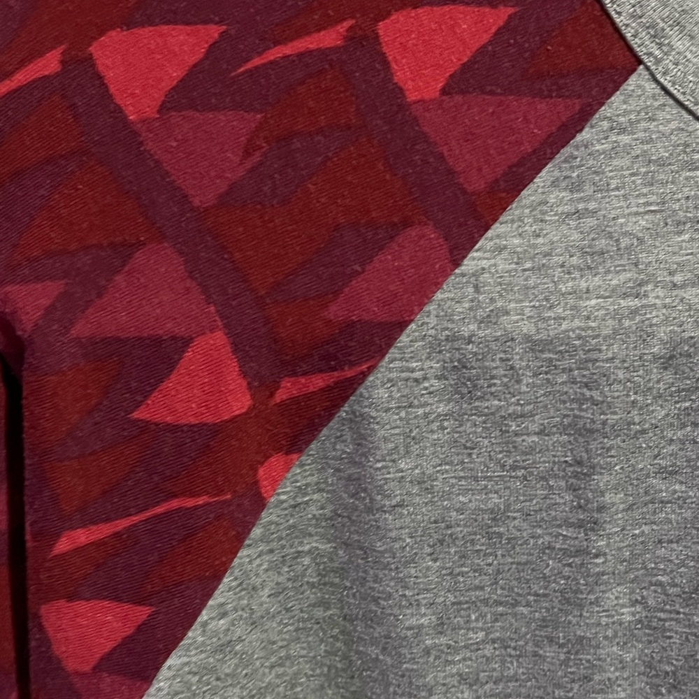 LuLaRoe M Randy Top - Picture 3 of 4